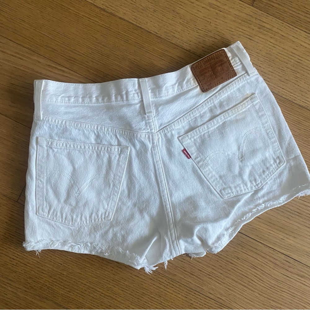 Levi's Women's 501 Shorts White Sz 28 Distressed Cutoffs Summer